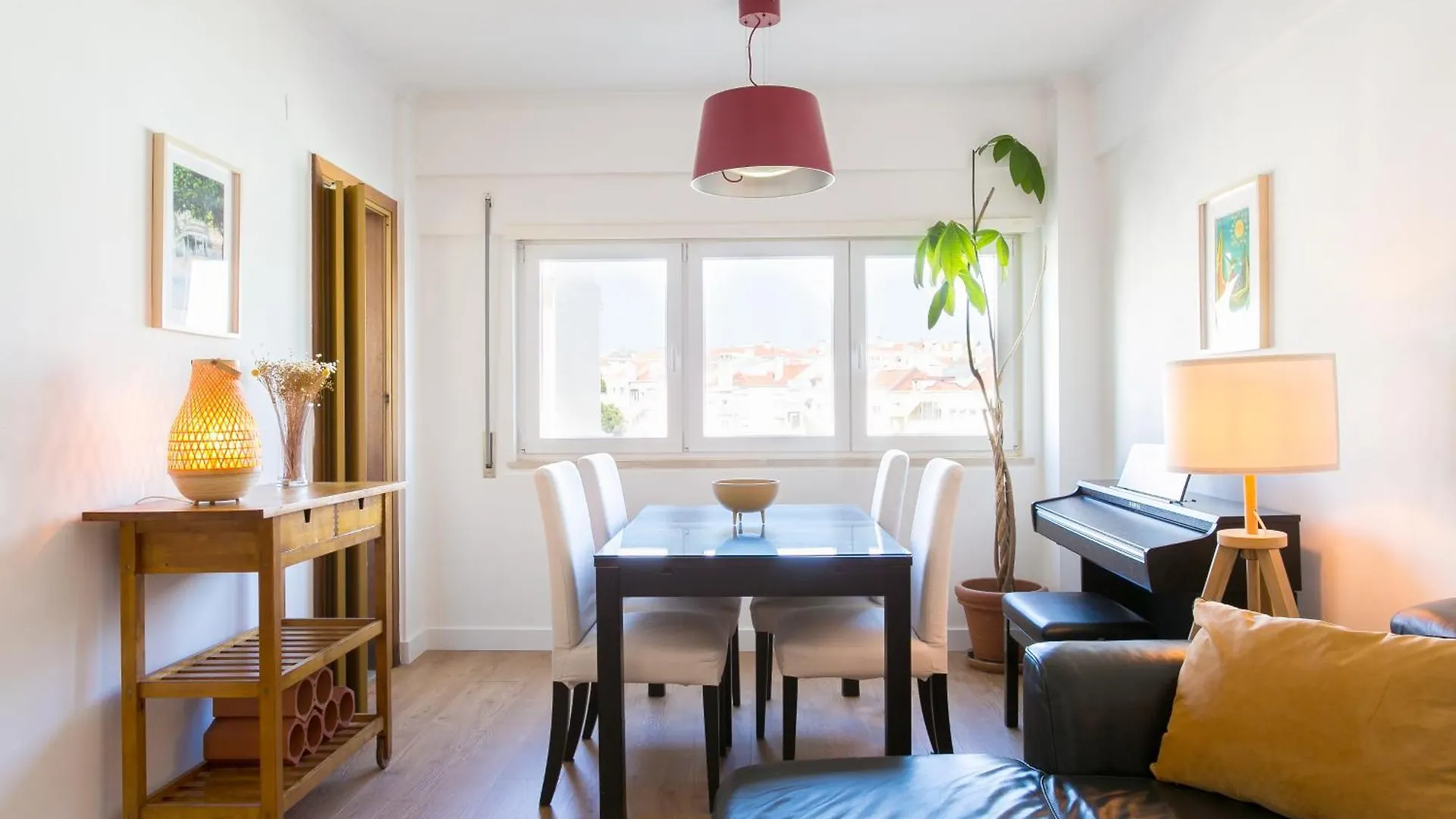 Apartment Apartamento Central E Confortavel Junto Ao Bairro Da Graca Lisbon